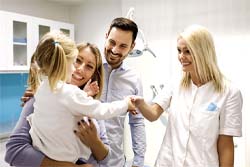 young girl meeting Syracuse children’s dentist